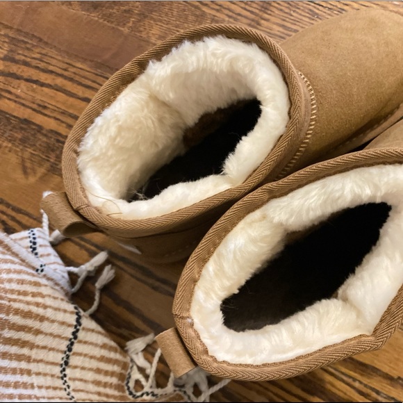 Ultra Mini Style Faux Suede Winter Boots sz 39 - Picture 7 of 8